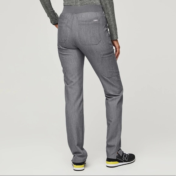 FIGS Yola Gray Scrub Pants - Picture 7 of 8